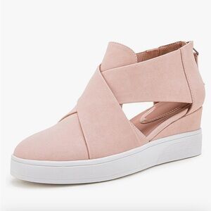 LAICIGO Women's 3 Cut Out Wedge Crisscross Platform
Closed Toe Slip-on 🆕